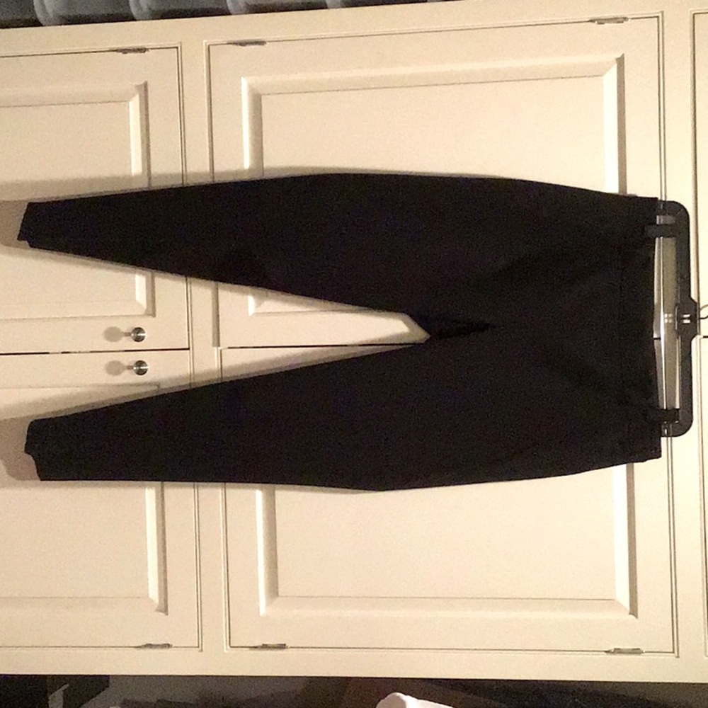 TALBOTS SLIMMING COTTON BI-STRETCH BLACK PANTS